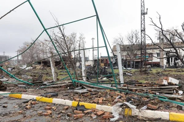 Bucha Ukraine Apr 2022 Chaos Devastation Streets Bucha Exit Russian — Stock Photo, Image