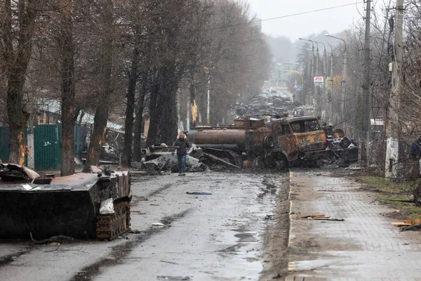 Bucha Ukraine Kwiecień 2022 Chaos Spustoszenie Ulicach Buchy Wyjściu Rosyjskich — Zdjęcie stockowe