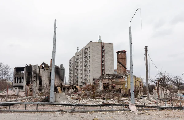 Chernihiv Ukraine Kwiecień 2022 Wojna Ukrainie Chaos Zniszczone Domy Ulicach — Zdjęcie stockowe