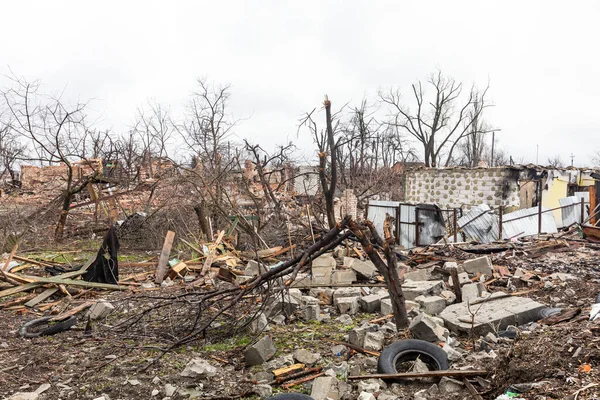 Chernihiv Reg Ukraine Apr 2022年 俄罗斯对乌克兰的战争 由于俄罗斯侵略者的袭击 切尔尼赫夫地区的房屋被完全摧毁 一片混乱 — 图库照片