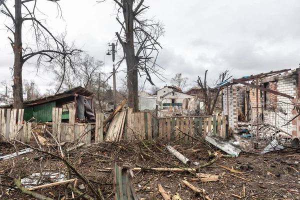 Chernihiv Reg Ukraine Apr 2022年 俄罗斯对乌克兰的战争 由于俄罗斯侵略者的袭击 切尔尼赫夫地区的房屋被完全摧毁 一片混乱 — 图库照片