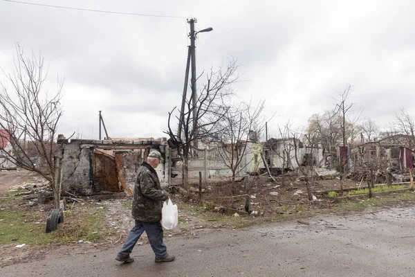 Chernihiv Reg Ukraine Apr 2022年 俄罗斯对乌克兰的战争 由于俄罗斯侵略者的袭击 切尔尼赫夫地区的房屋被完全摧毁 一片混乱 — 图库照片