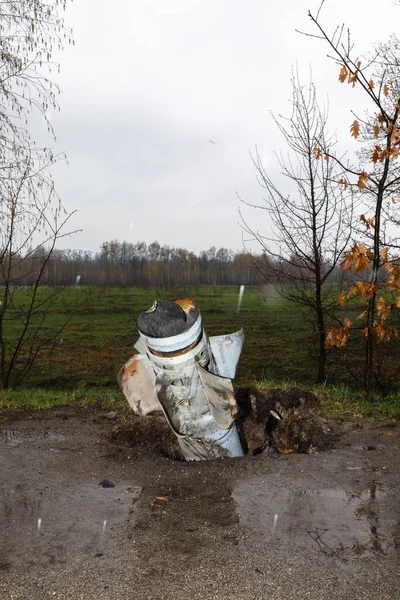 Hostomil Reg Ukraine Apr 2022 Unexploded Rocket Russian Occupying Troops — стоковое фото