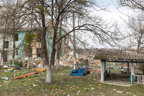 Makariv Ukrajina Duben 2022 Zničena Mateřská Školka Důsledku Invaze Ruských — Stock fotografie