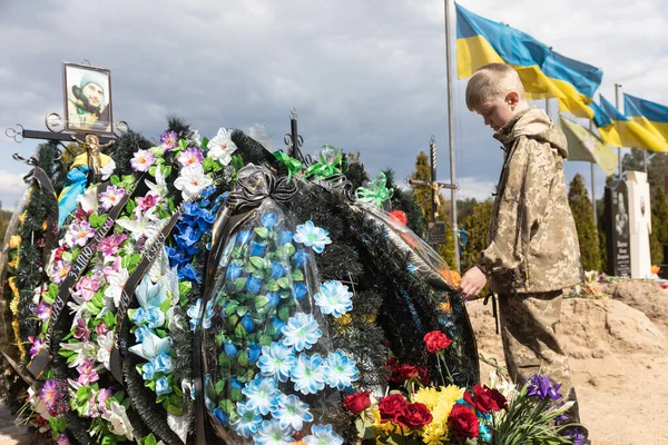 Irpin Ukraine May 2022 Large Number Fresh Graves Cemetery Irpin — Foto de Stock