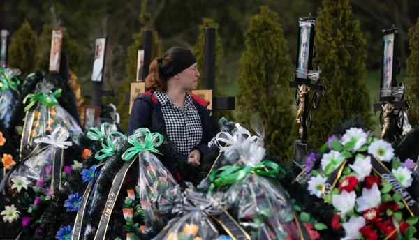 Irpin Ucraina Maggio 2022 Gran Numero Tombe Fresche Nel Cimitero — Foto Stock