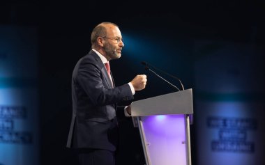 ROTTERDAM, NETHERLANDS - 31 Mayıs 2022: Manfred Weber EPP Başkanı seçildi. Avrupa Halk Partisi Kongresi Manfred Weber 'i EPP Başkanı olarak seçti. Donald Tusk 'ın yerine geçti..
