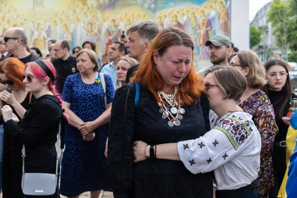 Kyiv Ukraine Juni 2022 Oorlog Oekraïne Begrafenisceremonie Van Gevallen Soldaat — Stockfoto