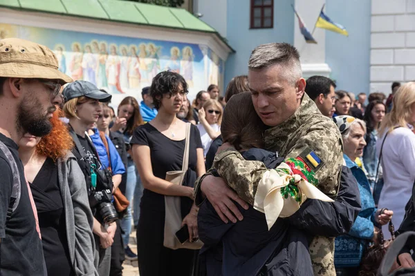 Kyiv Ukraine Juni 2022 Oorlog Oekraïne Begrafenisceremonie Van Gevallen Soldaat — Stockfoto
