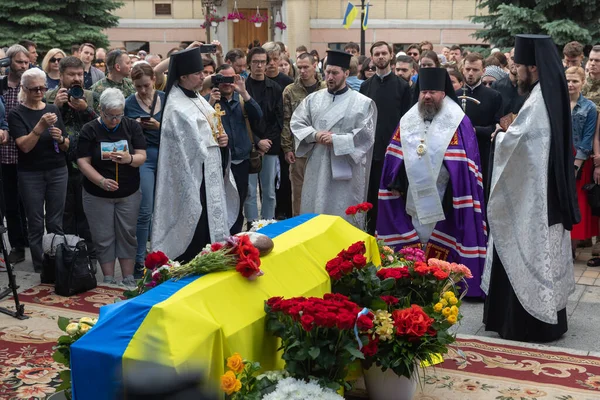 Kyiv Ucrania Junio 2022 Guerra Ucrania Funeral Ceremony Fallen Soldier —  Fotos de Stock