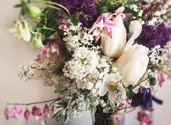 Romantic Bouquets Flowers Home Decor Flowers Arranging Composition Used Lilac — Foto de Stock