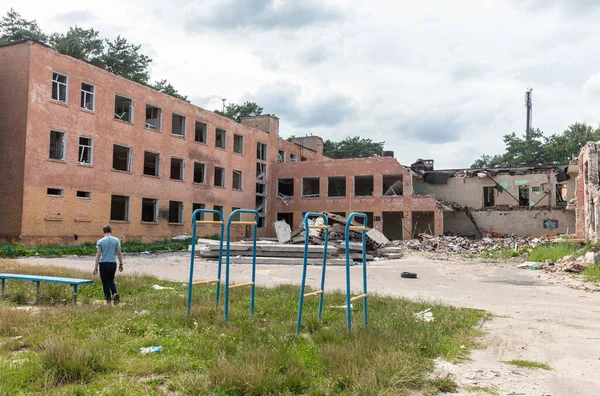 Chernihiv Ukraine Jul 2022 War Ukraine Destroyed School Chernihiv Result — стоковое фото