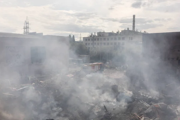 Kharkiv Ukraine Jul 2022 Smoldering Ruins Building Specialized School Missile —  Fotos de Stock