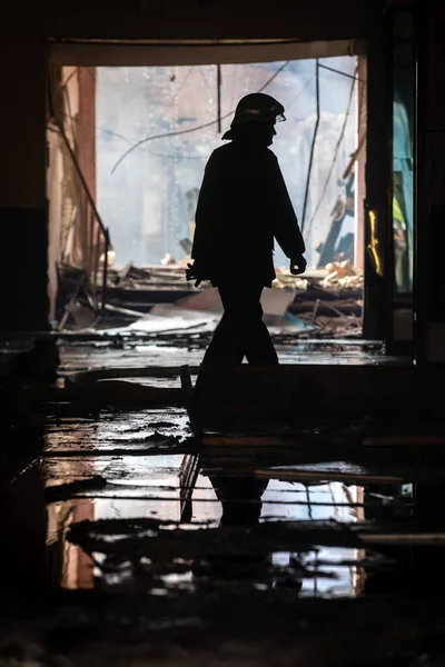 Kharkiv Ukraine Jul 2022 Silhouette Firefighter Visible Hallway Heavily Damaged —  Fotos de Stock