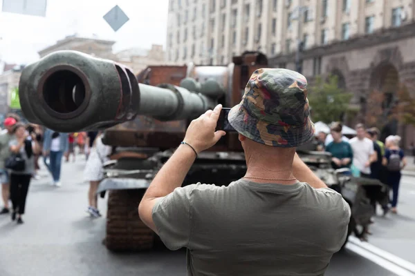 Kyiv Ukraine Aug 2022 Exhibition Destroyed Russian Equipment Being Organized — Photo