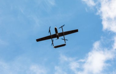 KYIV REG., UKRAINE - 16 Eylül 2022: Keşif uçakları Poseidon ve kontrol istasyonlarını Ukrayna Silahlı Kuvvetleri 'nin ihtiyaçlarına teslim ettiler.