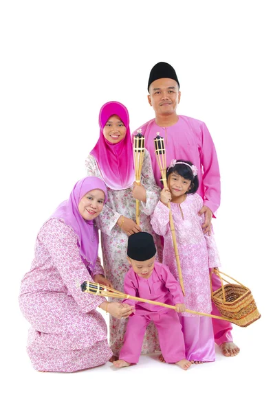 Família malaia durante hari raya aidilfitri — Fotografia de Stock