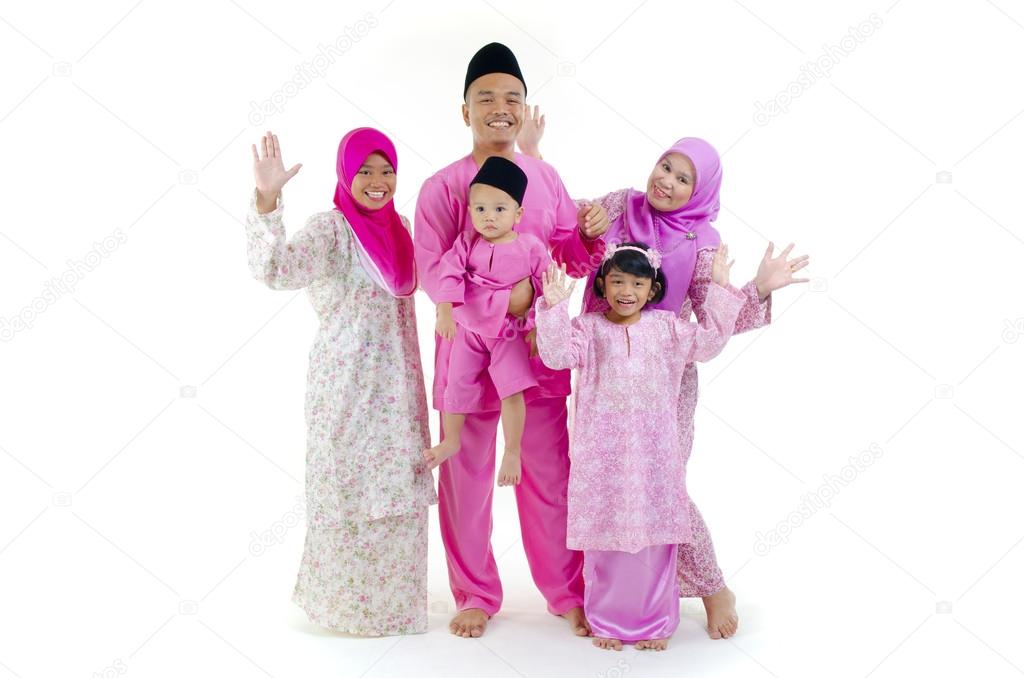 Traditional malay family during hari raya occaion