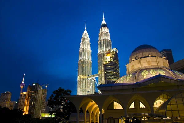 Klcc célèbre monument en Malaisie — Photo