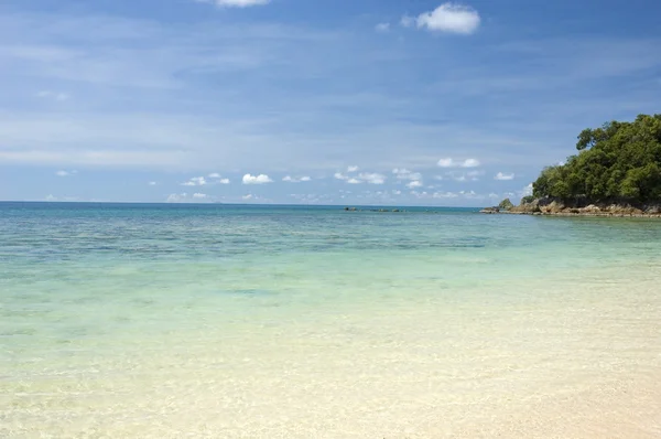 Blue beach in malaysia — Stock Photo, Image
