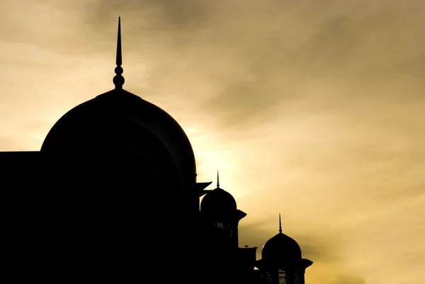 Gün batımı sırasında Camii siluet — Stok fotoğraf