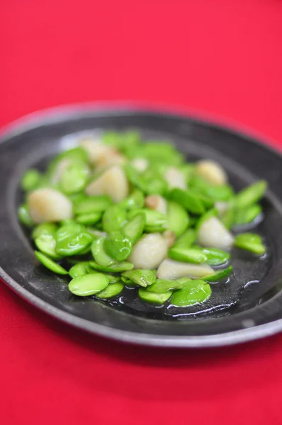 Malaysian chinese fried wild vegetable petai — Stock Photo, Image