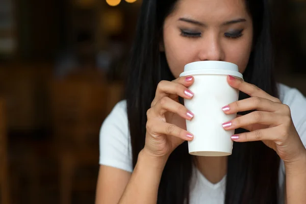 Asian woman — Stock Photo, Image