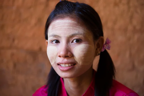 Casual Myanmar Mädchen — Stockfoto