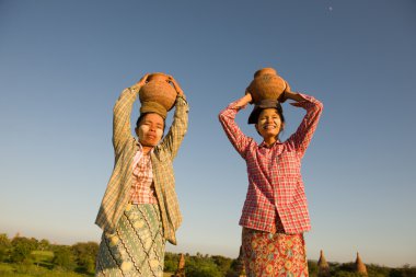 myanmar geleneksel çiftçi