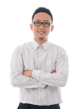 Kendine güvenen, beyaz zemin üzerine izole iş adamı arıyor