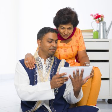 Hint aile yaşam fotoğraf sörf internet, oğlu ve m