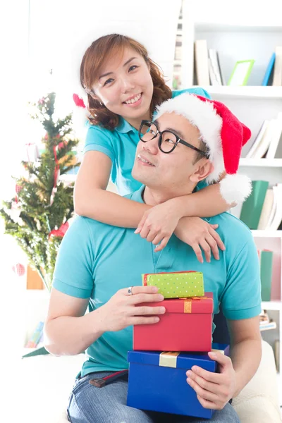 Ásia família celebração de Natal — Fotografia de Stock