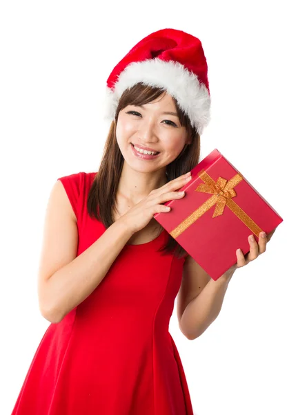 Menina chinesa comemorando o Natal — Fotografia de Stock