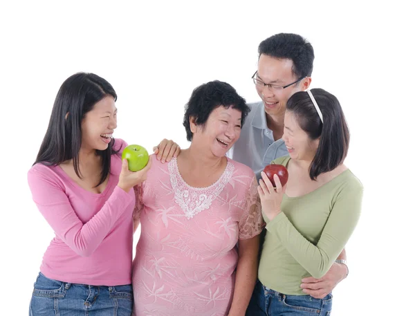 Familie bijeenkomst gezonde snack — Stockfoto