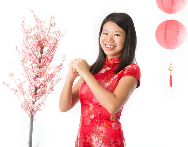 Boldog kínai újév-ázsiai lány. Ázsiai lány csinál üdvözlés — Stock Fotó
