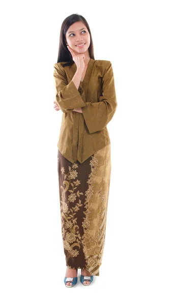 Sudeste asiático hembra en kebaya vestido, malayo etnia —  Fotos de Stock