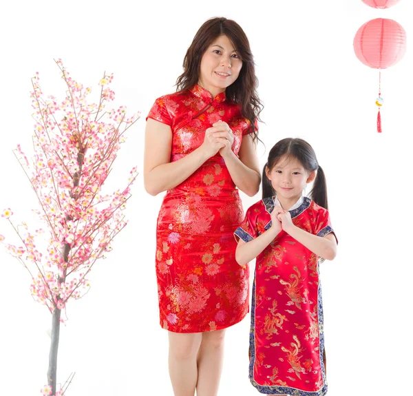 Chinesische Neujahrsfamilie Mutter und Tochter — Stockfoto