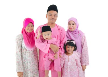hari raya sırasında geleneksel kıyafet ile Malay