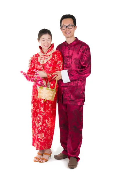 Young chinese new year husband and wife couple — Stock Photo, Image