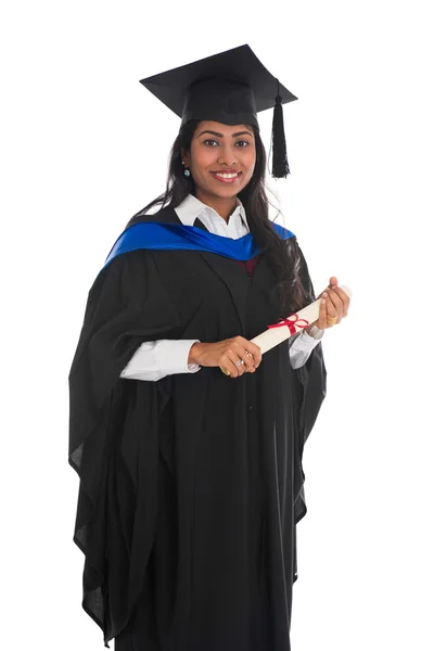 Weibliche indische Absolventin isoliert auf weißem Hintergrund Ganzkörper ein — Stockfoto