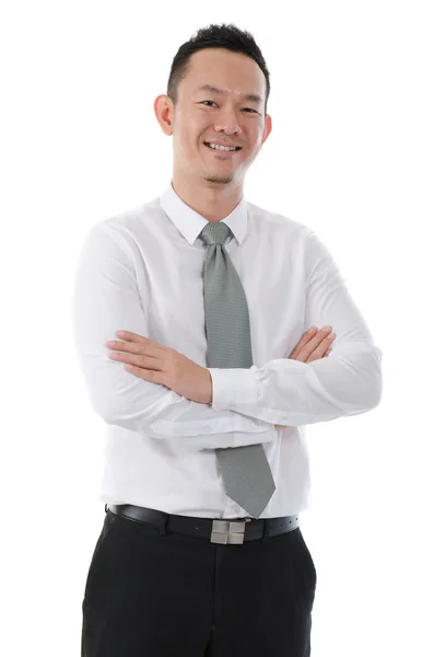 Młody azjatycki biznes mężczyzna na białym tle. — Zdjęcie stockowe