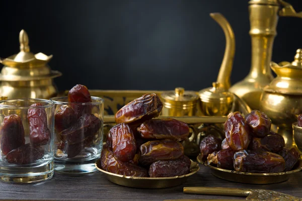 Dadelpalm ramadan mat kallas även kurma. förbrukas innan fast — Stockfoto