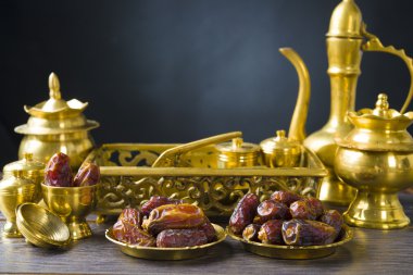 Ramazan yemekleri de kurma, palm tarihler