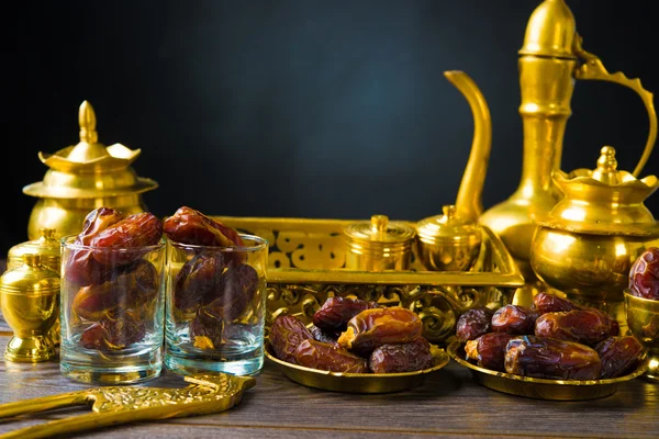 Рамадан еда также известна как курма, пальмовые даты — стоковое фото