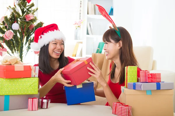 Aziatische vriend levensstijl kerst foto Stockfoto