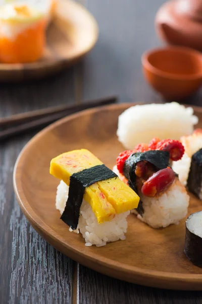 Fresh sushi traditional japanese food — Stock Photo, Image