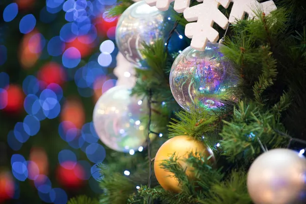 Decorazioni albero di Natale e sfondo — Foto Stock