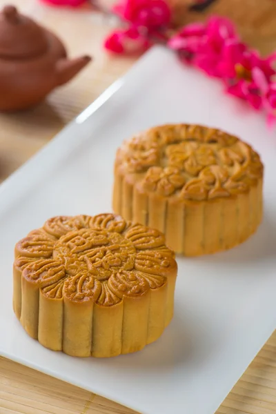 Mooncake와 차 — 스톡 사진