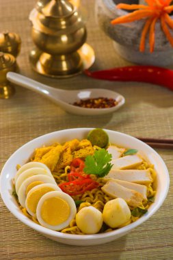 Singapur curry noodle