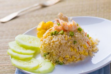 ananas kızarmış pilav